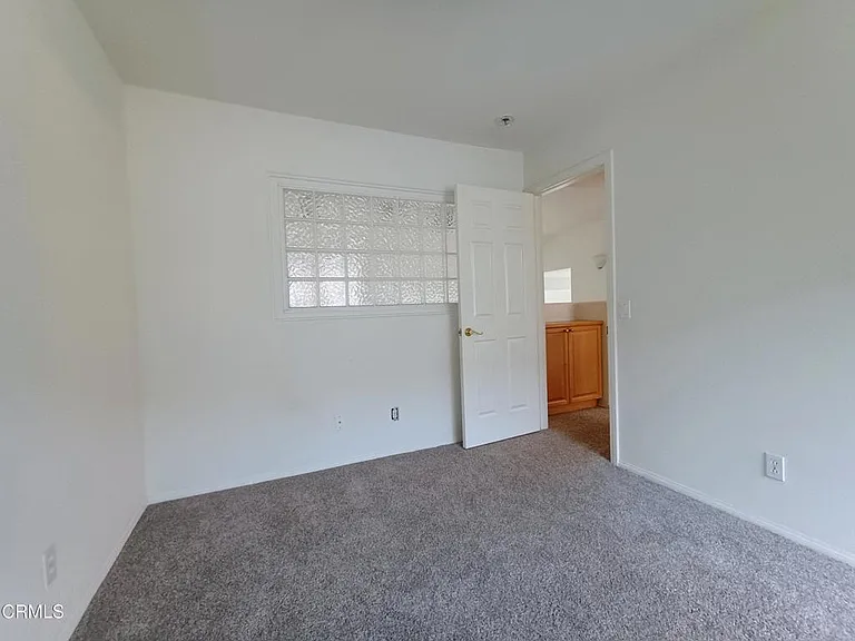 1405 La Culebra Cir — Photo 44