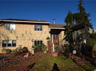 3655 Libby Ln, Wantagh, NY 11793