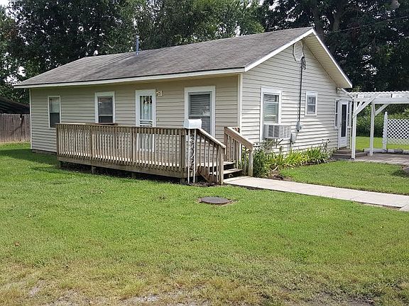 2nd image of 206 N Lee Ave