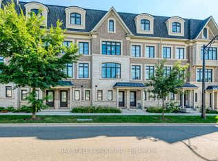 2119 Lillykin St #11, Oakville, ON L6H0J7