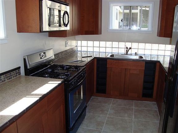 4th image of 3411 S Carolina St