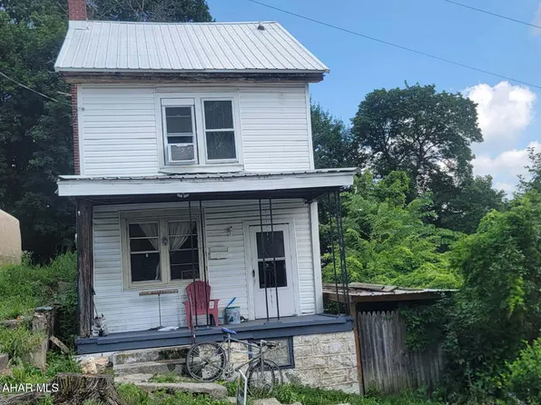 1318 14th Ave, Altoona, PA 16601