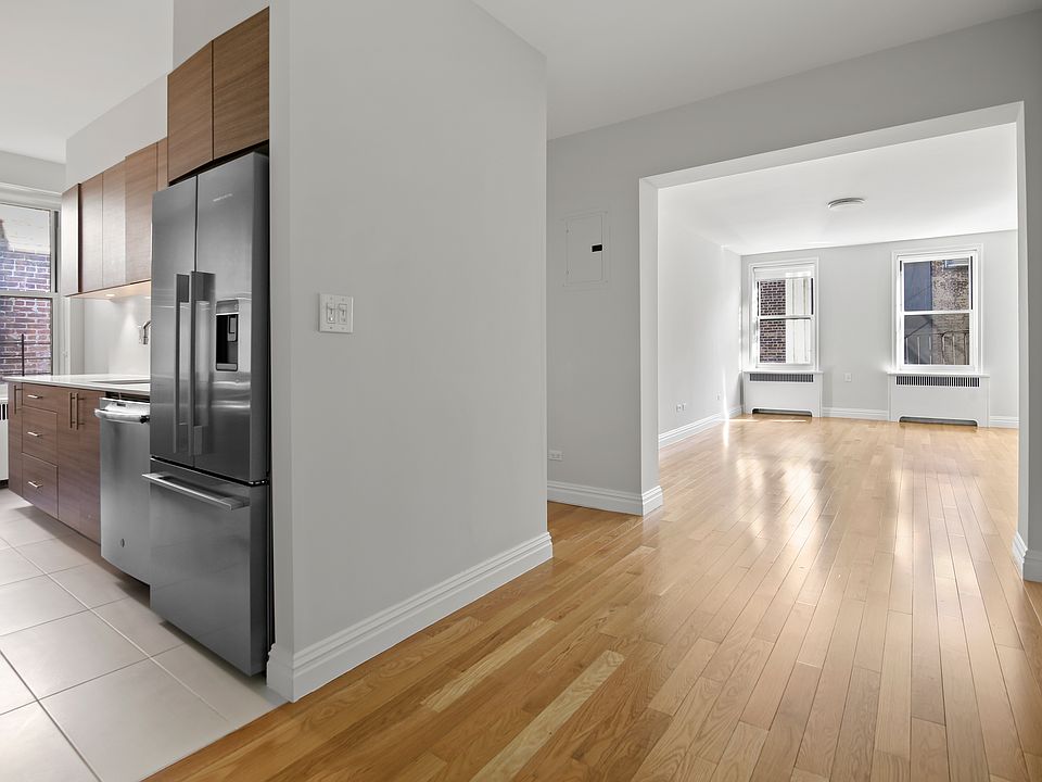 1st image of 364 W 18th St APT 3G