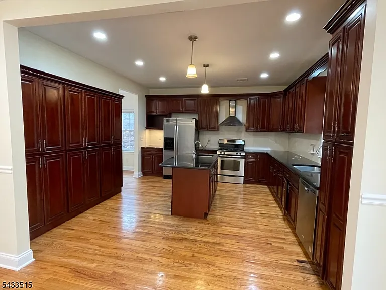 22 Ocean St #A — Photo 11