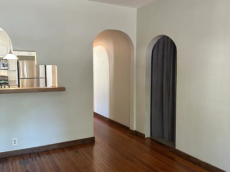 401 Lauderdale Trl — Photo 7