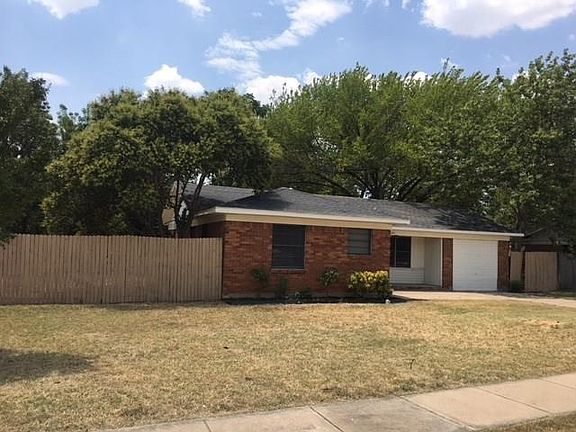 2nd image of 5101 Nancy Ln
