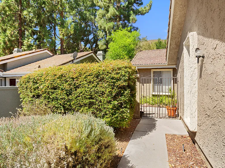 179 Conifer Cir — Photo 4