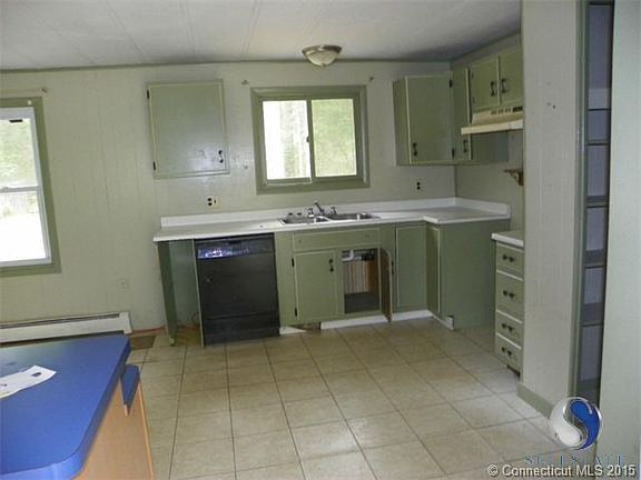 5th image of 3 Gobeille Dr
