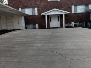 858 M And O Station Rd APT 4, Millstadt, IL 62260