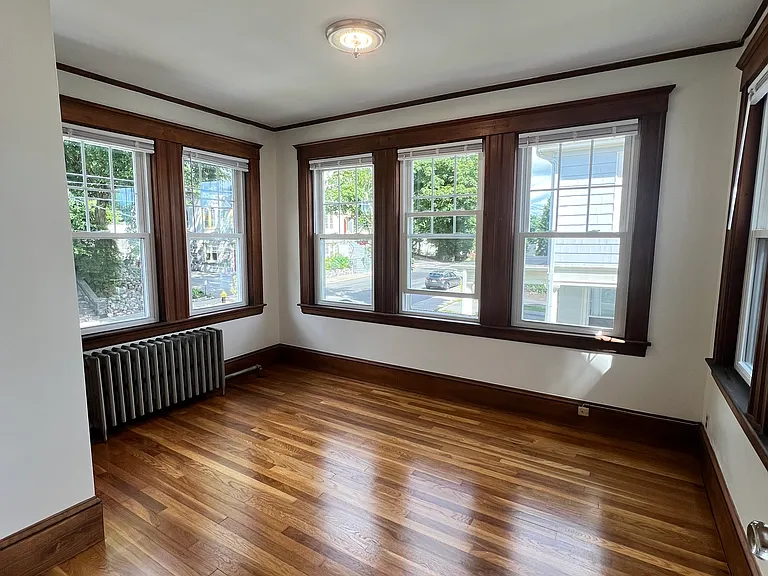 96 Brooks St #2 — Photo 11