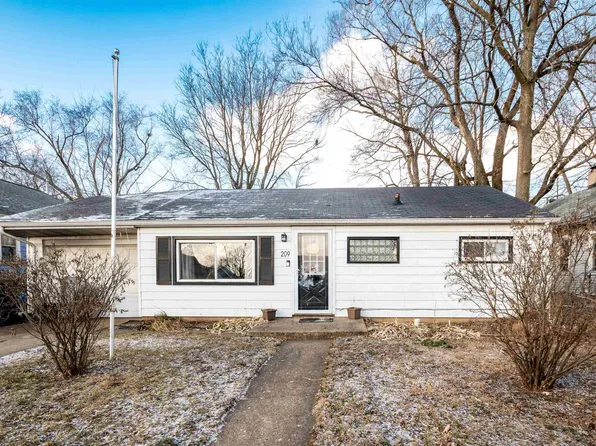 209 2nd St, South Pekin, IL 61564