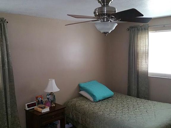 2nd image of 6428 Wilshire Dr