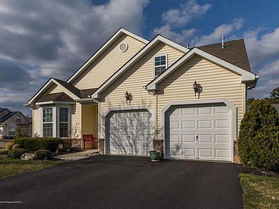 2nd image of 230 Enclave Blvd