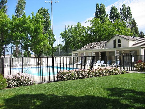 Wonderful Pool Facility