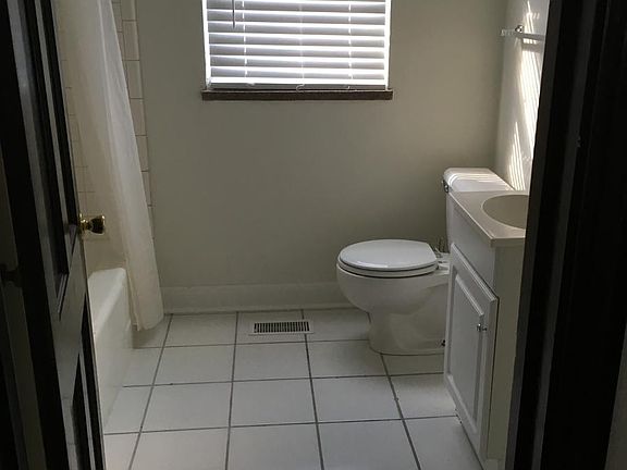 5th image of 1334 Ohio Ave