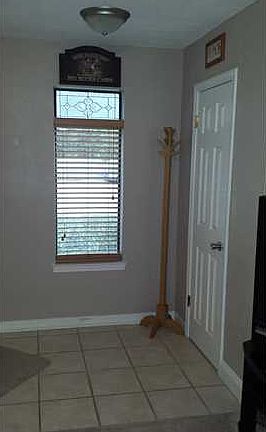 3rd image of 123 Crystal Lake Cv