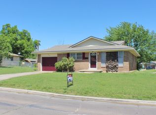 401 NW 69th St, Lawton, OK 73505