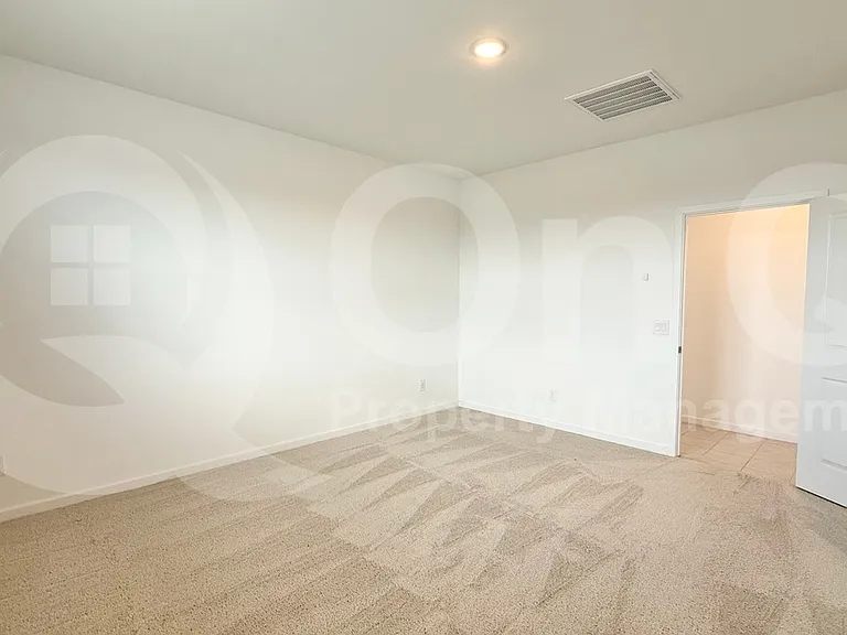 19973 W Rancho Dr — Photo 13