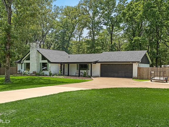 2nd image of 8111 Southdowns Dr