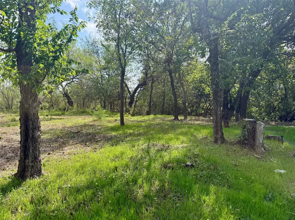 Valley St, Brownwood, TX 76801