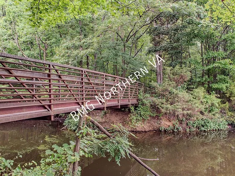 6001 Keble Dr — Photo 79