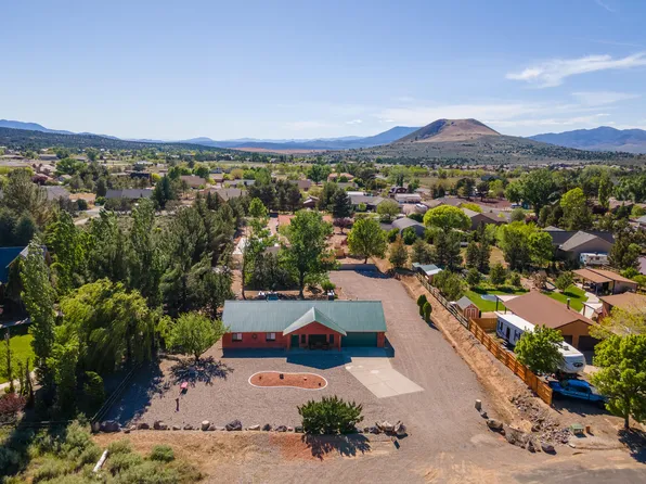 1191 N Mountain View Dr, Dammeron Valley, UT 84783