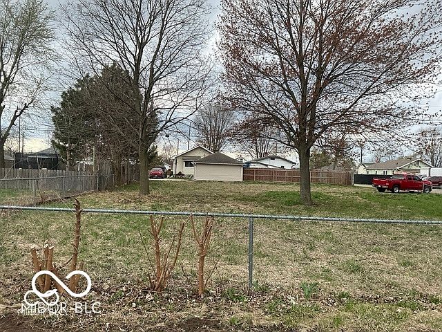 2nd image of 556 N Rybolt Ave