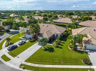 6904 Cairnwell Dr, Boynton Beach, FL 33472