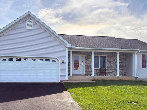 2nd image of 12 Oswego Ln