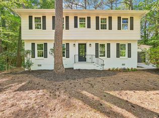 5321 Fieldstone Dr, Raleigh, NC 27609