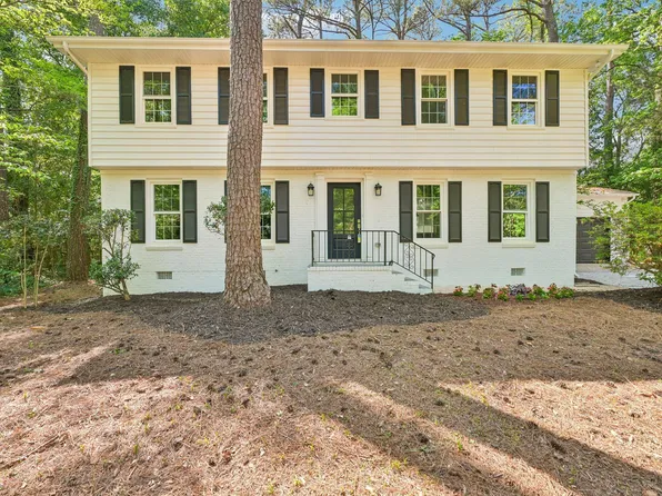 5321 Fieldstone Dr, Raleigh, NC 27609