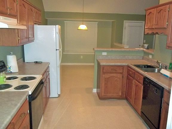 4th image of 9900 Calderdale Dr