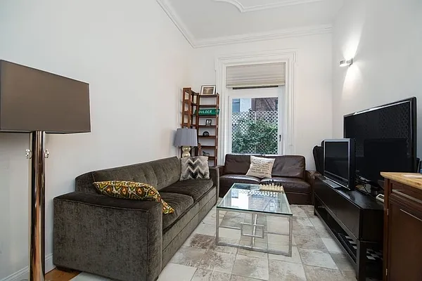 Rented by REAL New York | media 8