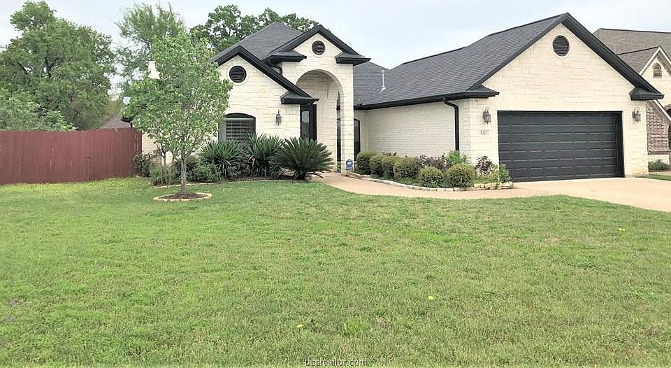 1st image of 8401 Justin Ave
