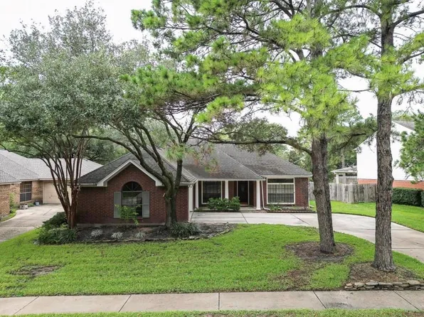 7615 Clover Canyon Cir, Houston, TX 77095
