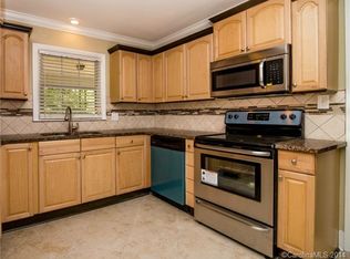 4619 Wedgewood Dr, Charlotte, NC 28210