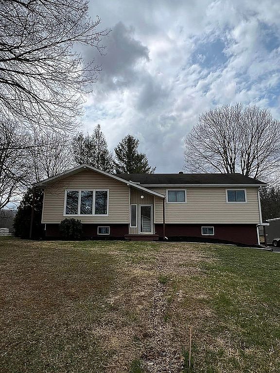 645 Pocahontas St E, Rupert, WV 25984 Zillow