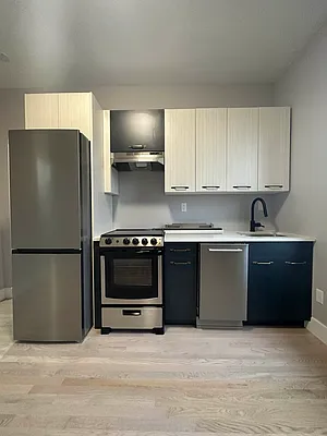 Rented by Peter R. Hungerford, LREB | media 13