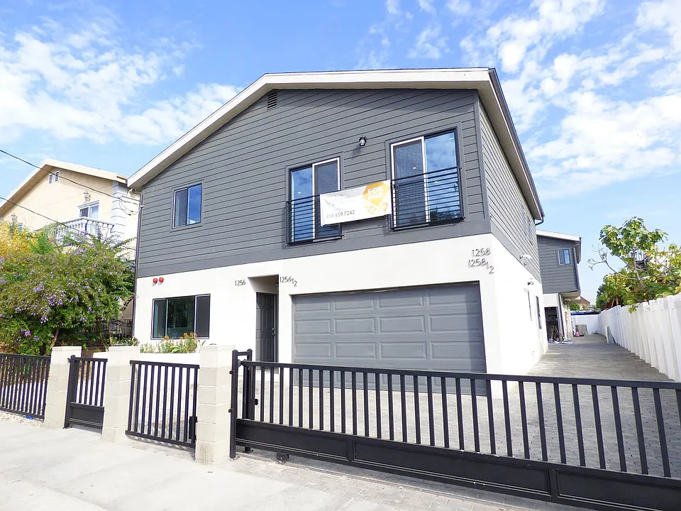 1258 N Hobart Blvd