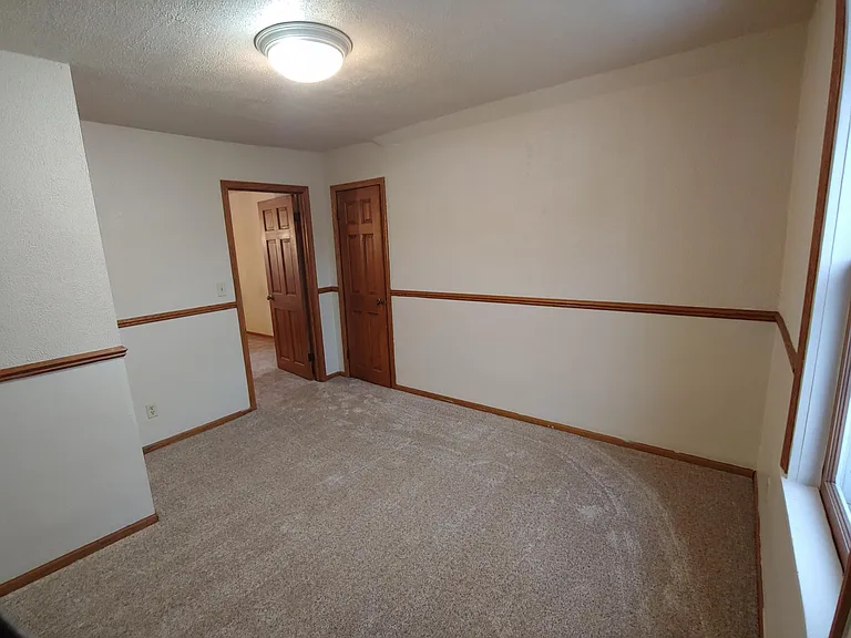 N50W5618 Portland Rd — Photo 8