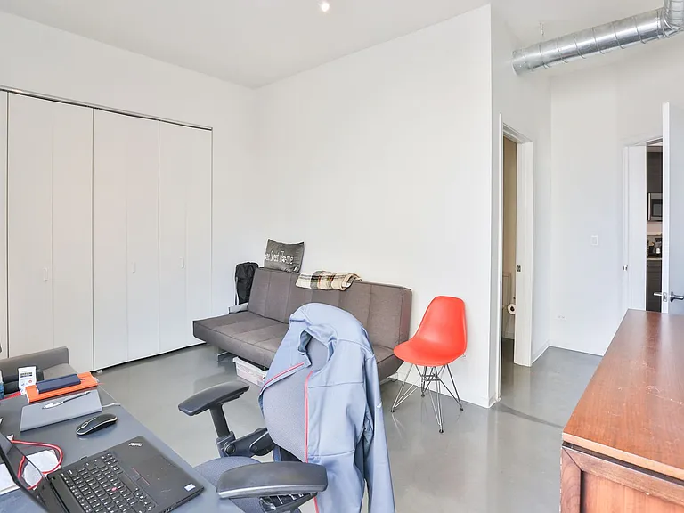 Wicker Park Lofts- 1515 W. Haddon Ave — Photo 25
