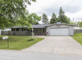 26380 Douglas Ave, Elkhart, IN 46514