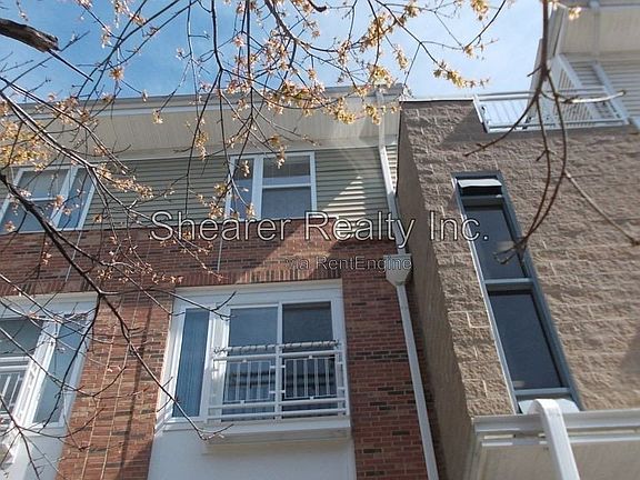 3rd image of 641 Raphael Pl