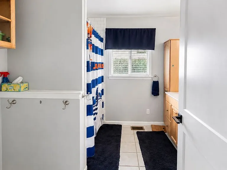 109 Zambrano Rd — Photo 32