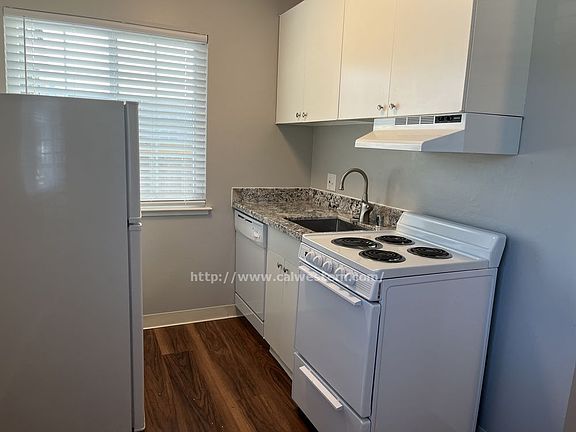 4th image of 2970 Magliocco Dr #1