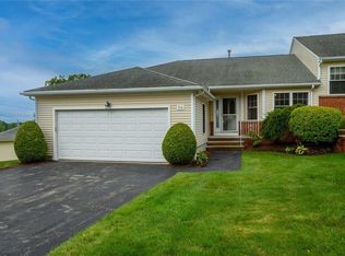 54 Hunters Run, Providence, RI 02904
