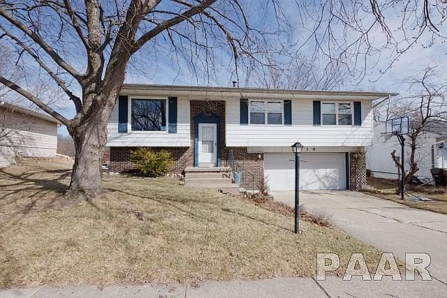 1st image of 2339 W Carriage Ln