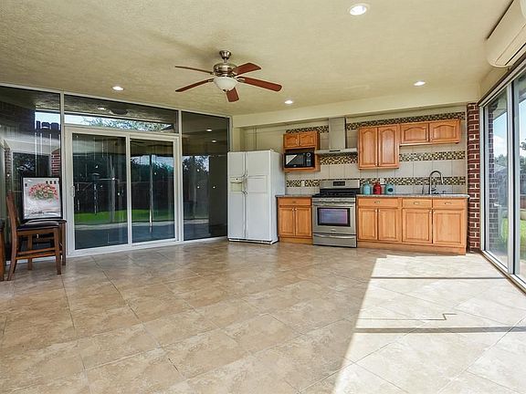 2nd image of 12015 Snowbird Ct