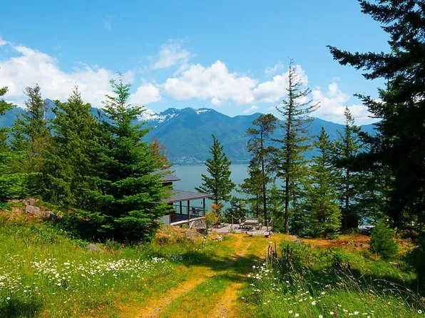 970 Mount Artaban Rd, Sunshine Coast, BC V0N 1V0