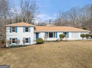 1002 Dixon Dr, Gainesville, GA 30501